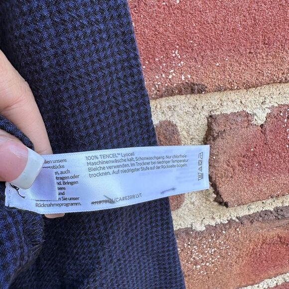 Eileen Fisher $178 Mini Check Crepe Mandarin Collar Top navy blue Large - Picture 9 of 13